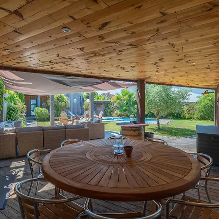 Villa Maison Familiale Style Loft A - 10 Personnes, Piscin - Fr-1-319-563 Biscarrosse